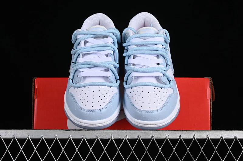 All categories Nk SB Dunk series Nk SB Dunk Low Low-top sneakers Nk Dunk Low Simple sky blue Sea salt and lemon SB strap low-top casual sneakers FJ7743-194